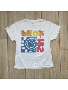 blink-182 Graphic Band T Shirt Mens L White Logo Short Sleeve Tee
